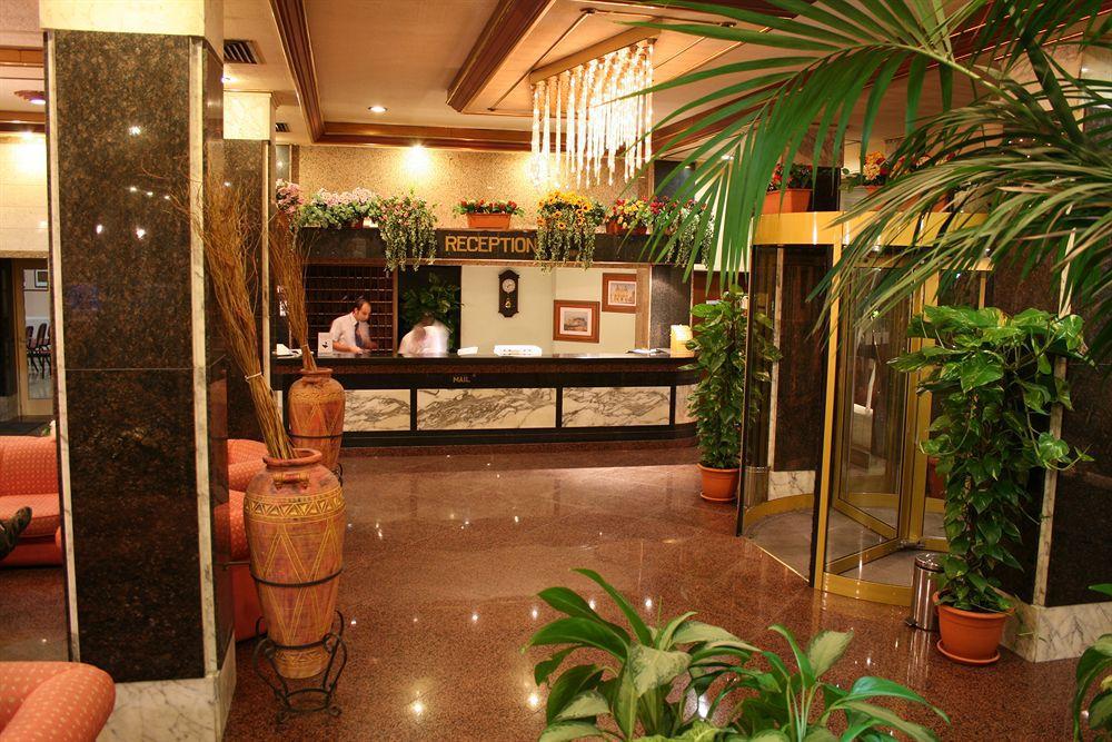 Hotel Alexandra Saint Julian's