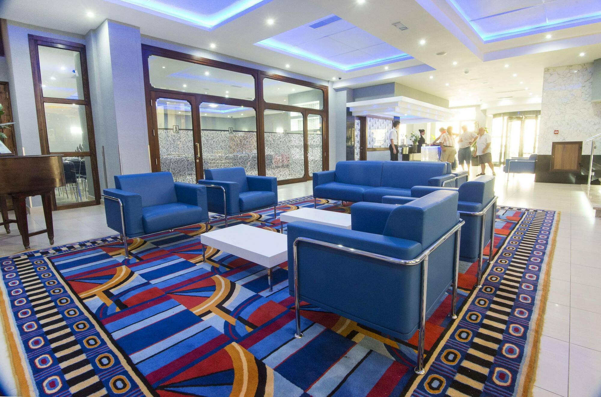 Alexandra Hotel 3*